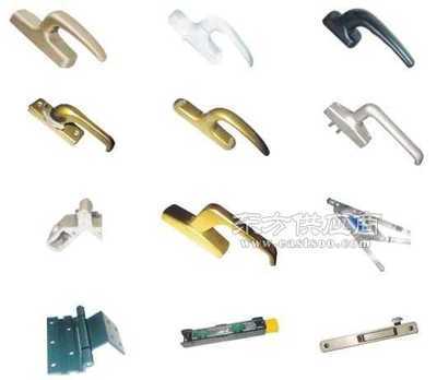 五金行业中的塑料模具机械加工与金洽成五金产品解析